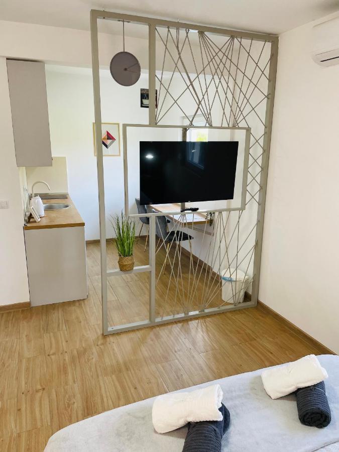 Airport Stay Apartments Surčin Kültér fotó