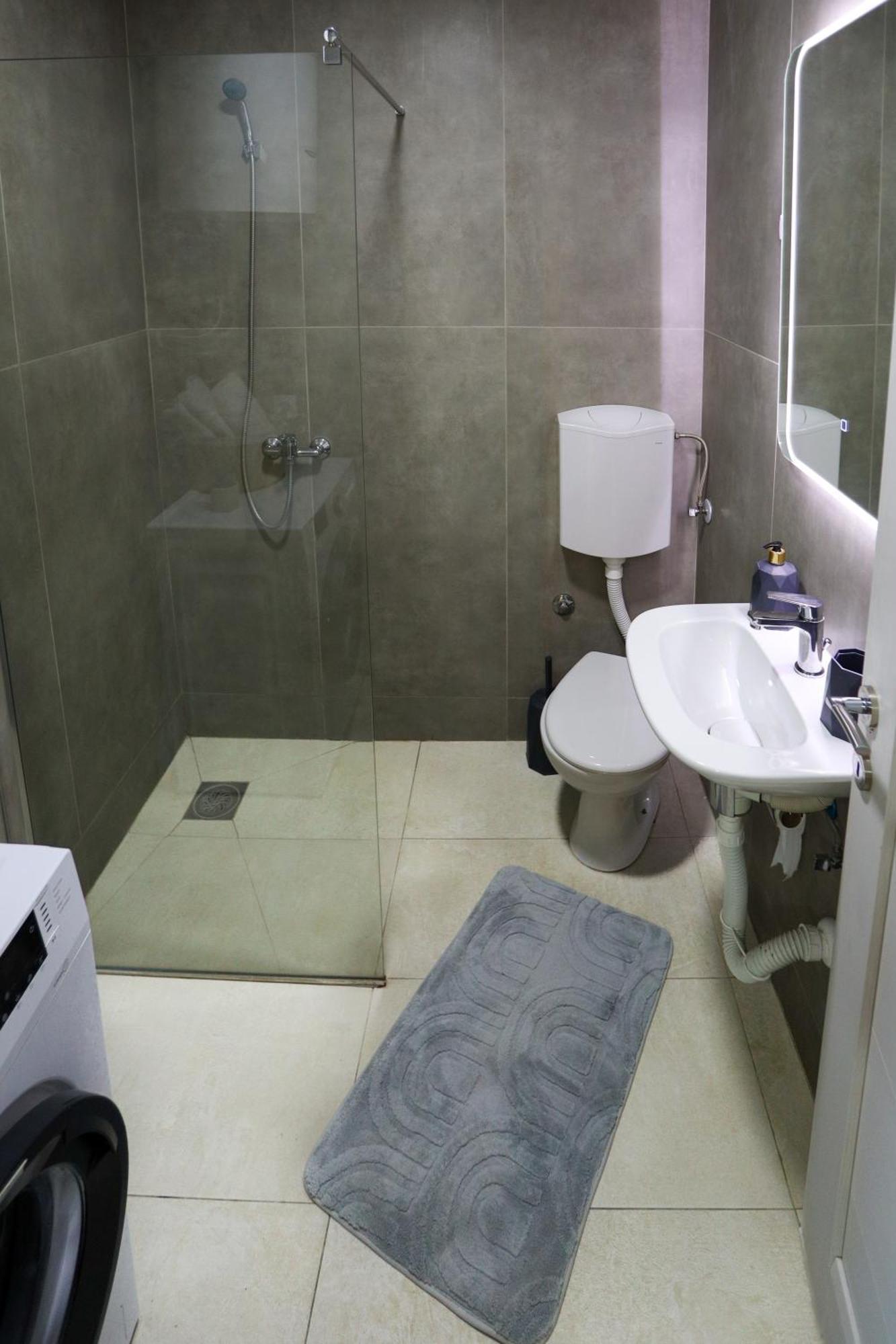 Airport Stay Apartments Surčin Kültér fotó