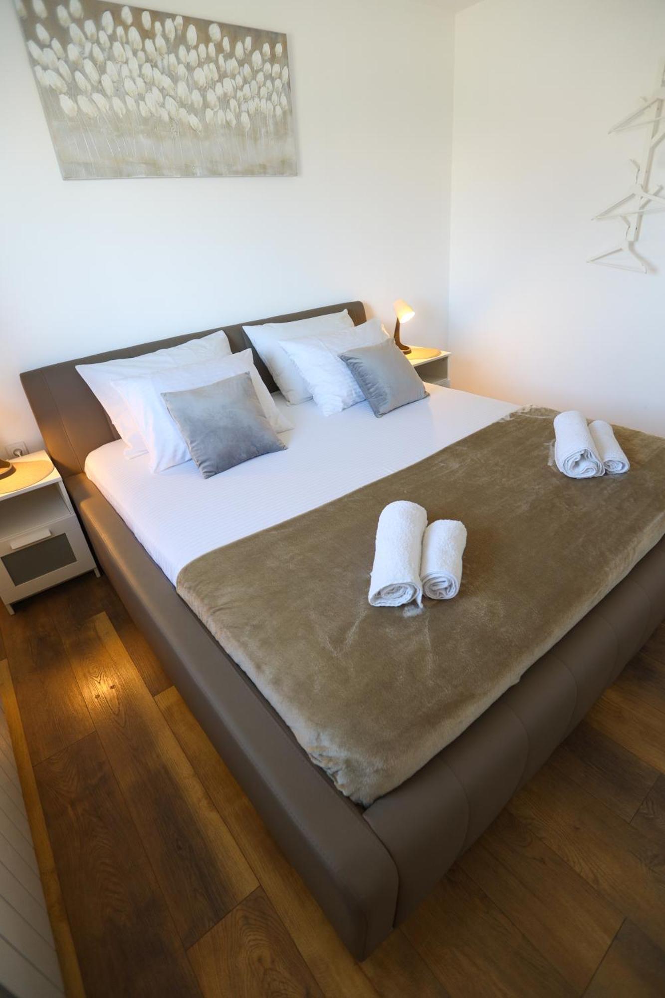 Airport Stay Apartments Surčin Kültér fotó